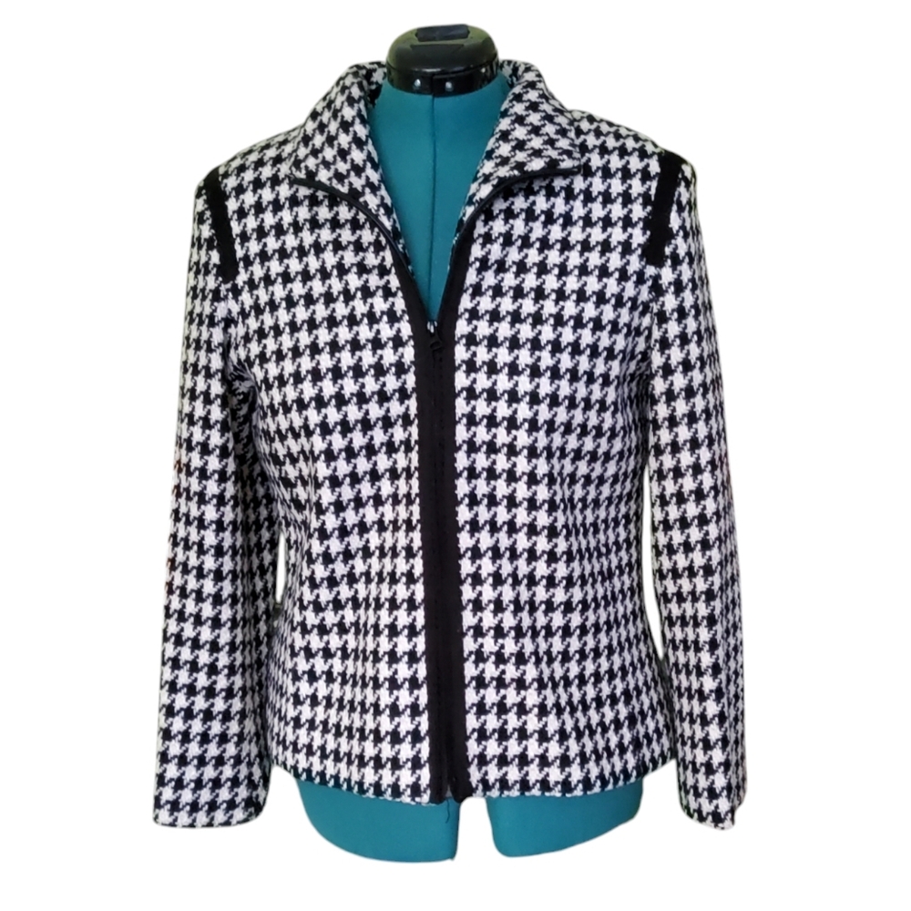 Black/White Houmdstooth Zip Jacket Size 14